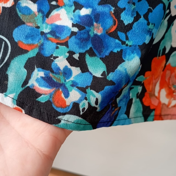 💚 Papaya Floral Crop Top - Picture 10 of 16